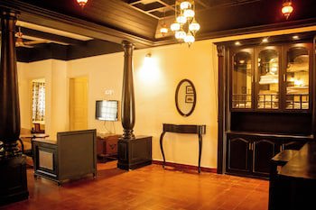 Fort Beach Service Apartment