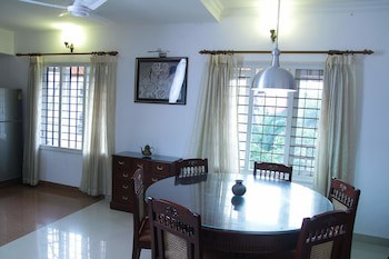 Fort Beach Service Apartment