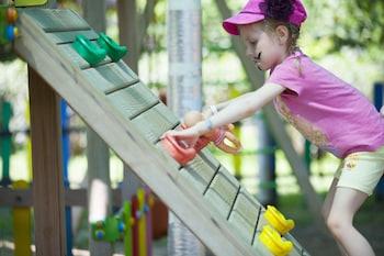 Children's play area - outdoor
