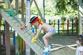 Children's play area - outdoor