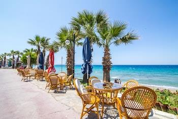 Sunday Beach Hotel