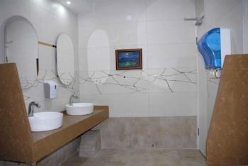 Sunday Beach Hotel