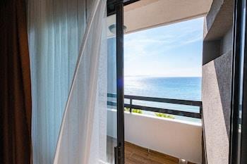 Sunday Beach Hotel