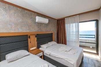 Sunday Beach Hotel