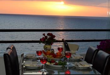 Sunday Beach Hotel