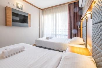 Sunday Beach Hotel