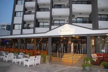 Sunday Beach Hotel