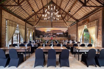 Royal Trawas Hotel & Cottages