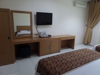 Arini Hotel