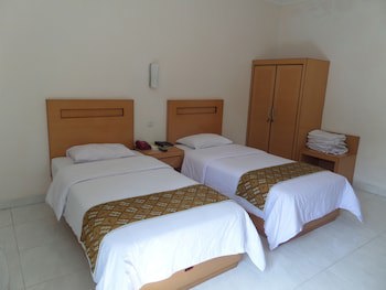 Arini Hotel