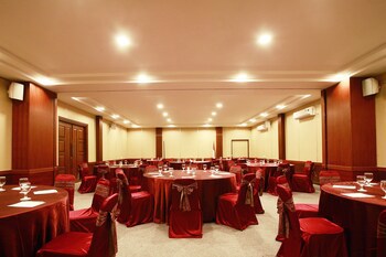 Arini Hotel