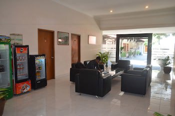 Arini Hotel