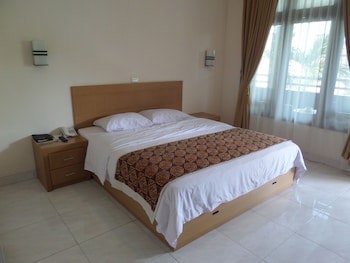 Arini Hotel