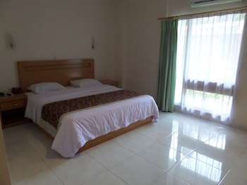 Arini Hotel