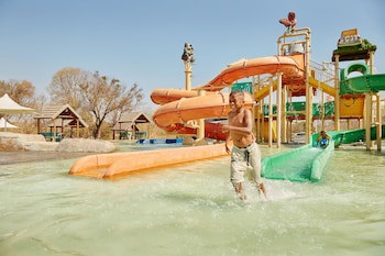 First Group Magalies Park