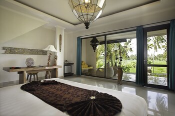 Green Field Hotel And Restaurant