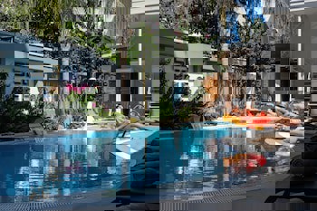 Sealife Lounge Hotel - Adult Only