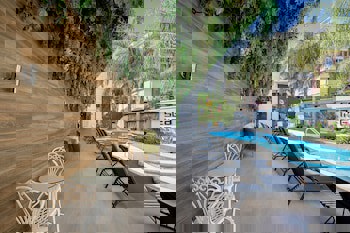 Sealife Lounge Hotel - Adult Only