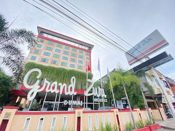 Grand Zuri Dumai (Adults Only)