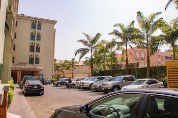 Denis Hotel