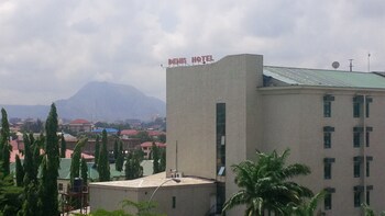 Denis Hotel