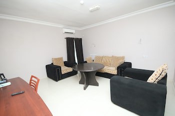 Denis Hotel