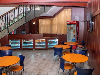 Denis Hotel