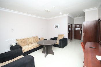 Denis Hotel