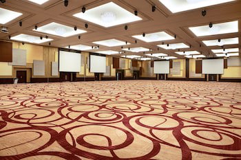 Crowne Plaza Riyadh Rdc Hotel & Convention, An Ihg Hotel