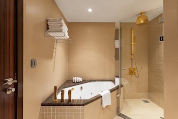 Crowne Plaza Riyadh Rdc Hotel & Convention, An Ihg Hotel