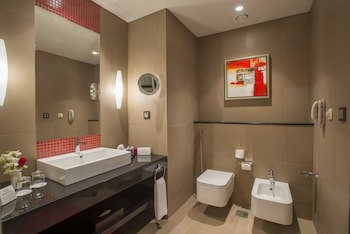 Crowne Plaza Riyadh Rdc Hotel & Convention, An Ihg Hotel