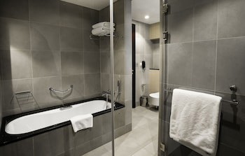 Crowne Plaza Riyadh Rdc Hotel & Convention, An Ihg Hotel