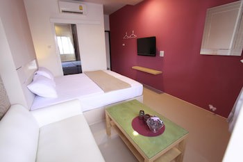 Bearing 26 Hotel