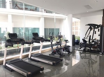 Crystal Palace Luxury Hotel