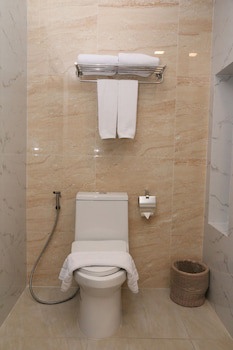 Crystal Palace Luxury Hotel