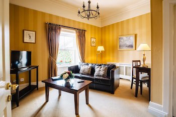 Gleesons Restaurant & Rooms