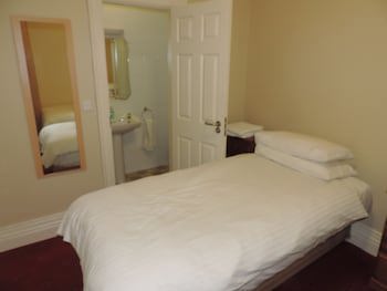 Gleesons Restaurant & Rooms
