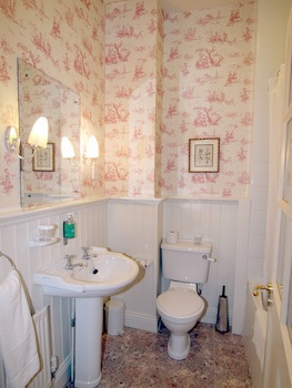 Gleesons Restaurant & Rooms