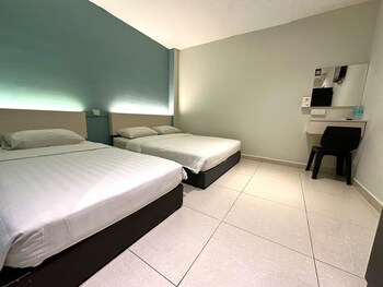 De Uptown Hotel @ P.J. 222