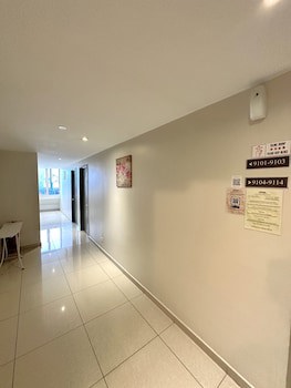 De Uptown Hotel @ P.J. 222