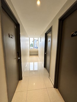 De Uptown Hotel @ P.J. 222