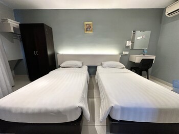 De Uptown Hotel @ P.J. 222