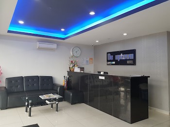De Uptown Hotel @ P.J. 222