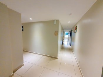 De Uptown Hotel @ P.J. 222