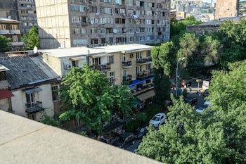 Royal Plaza By Stellar Hotels, Yerevan