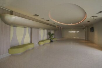 El Royale Jakarta (Adults Only)