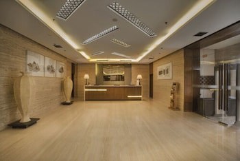 El Royale Jakarta (Adults Only)
