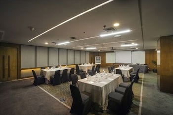 El Royale Jakarta (Adults Only)