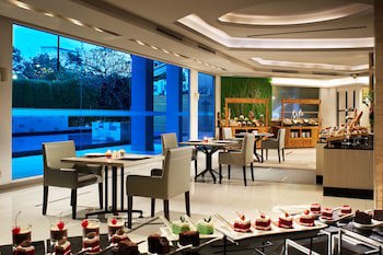 El Royale Jakarta (Adults Only)