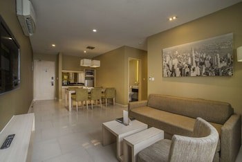 El Royale Jakarta (Adults Only)